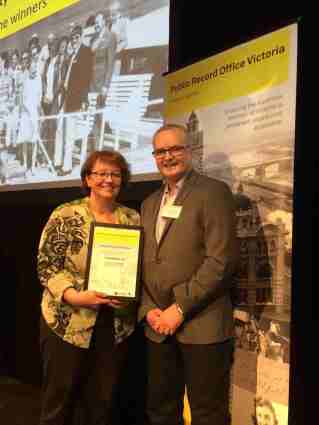 img_0367-janine-and-steven-with-the-certificate1